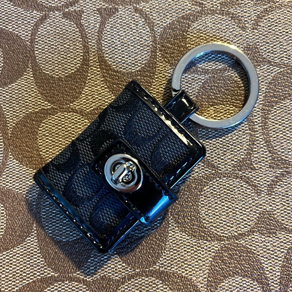 Coach New York signature photo picture frame key fob vintage key chain new